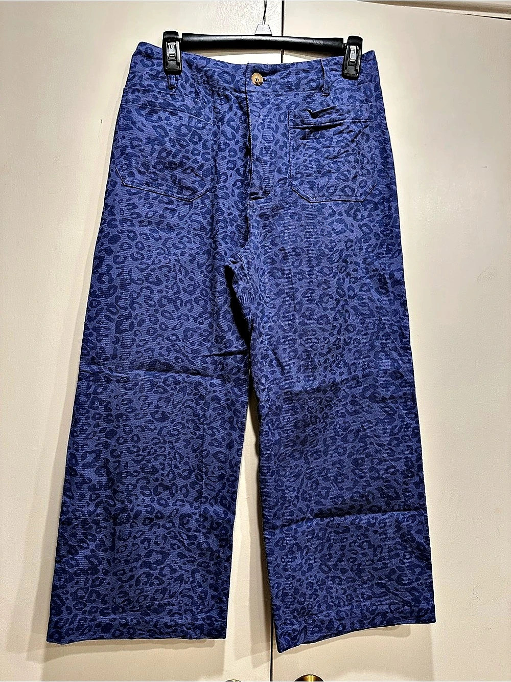 GiGiO cropped Length Patch Pocket Wide Leg Jeans Blue